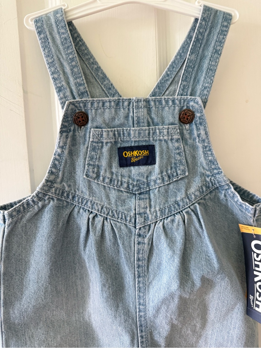 OshKosh B'gosh Light Blue Denim Shortalls with Front Pocket - Picture 3 of 7